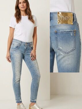 MET - Sequin Studded Light Wash Women’s Jeans - Italian luxury Y2K